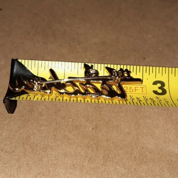 #1 Teacher Apple Gold Tone Pin  Vintage OAJC - Picture 5 of 5